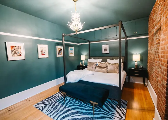 Docs Place Historic Jewel In Downtown Sophisticated Elegance Flagstaff